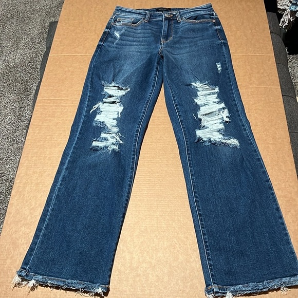 Judy Blue Mid-Rise Straight Leg Distressed Dad Jean, size 28 - Picture 4 of 16